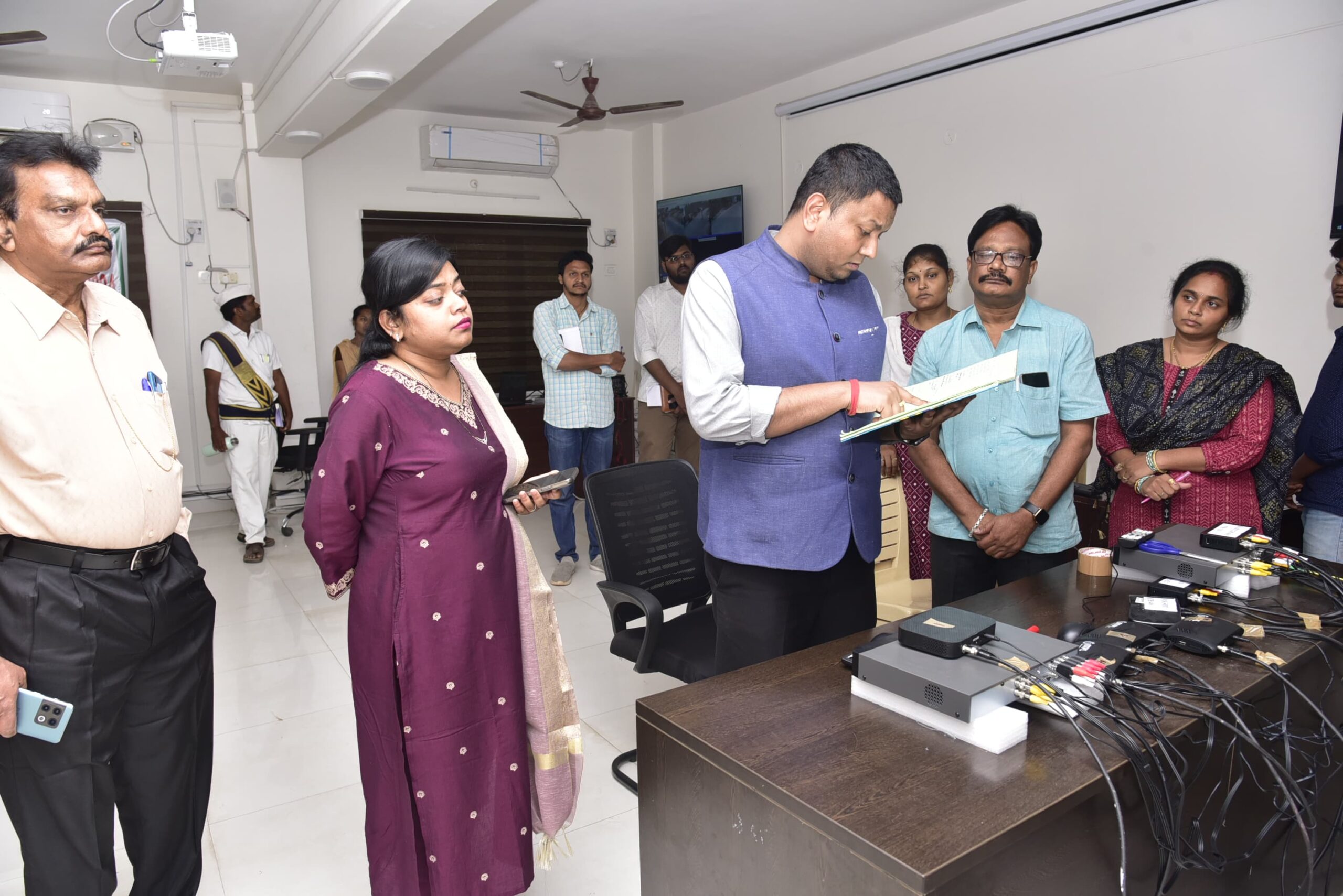 ప్రశాంత, సమర్థవంతంగా ఎన్నికల నిర్వహనే లక్ష్యం. మన్యం జిల్లా కలెక్టర్ నిశాంత్ కుమార్‌.