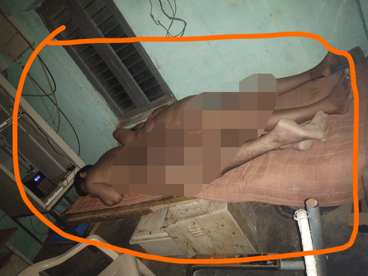 సబ్ స్టేషన్ లో షిఫ్ట్ ఆపరేటర్ రాసలీలలు