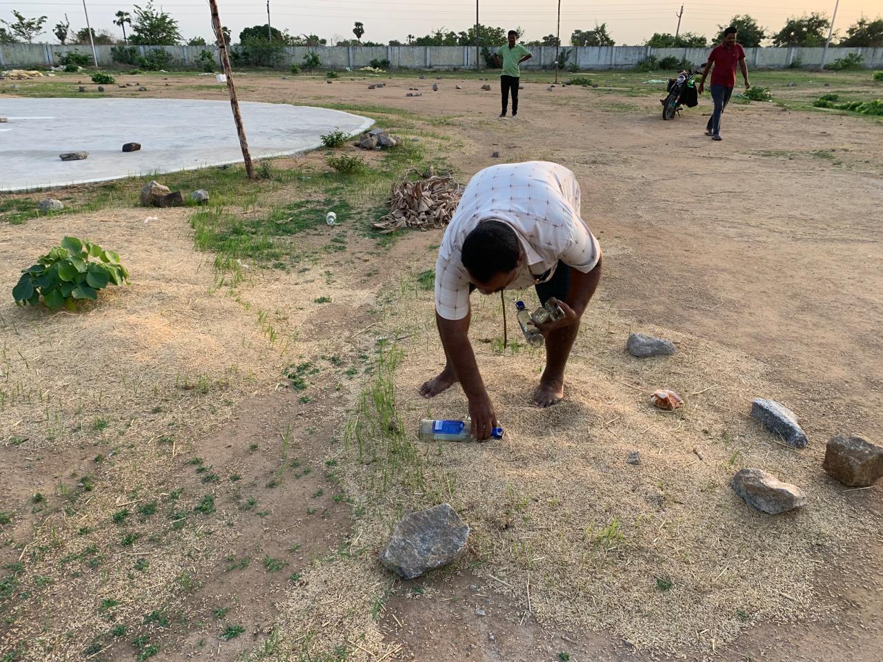 మద్యం ప్రియులకు అడ్డాగా మారిన… క్రీడా స్టేడియం?