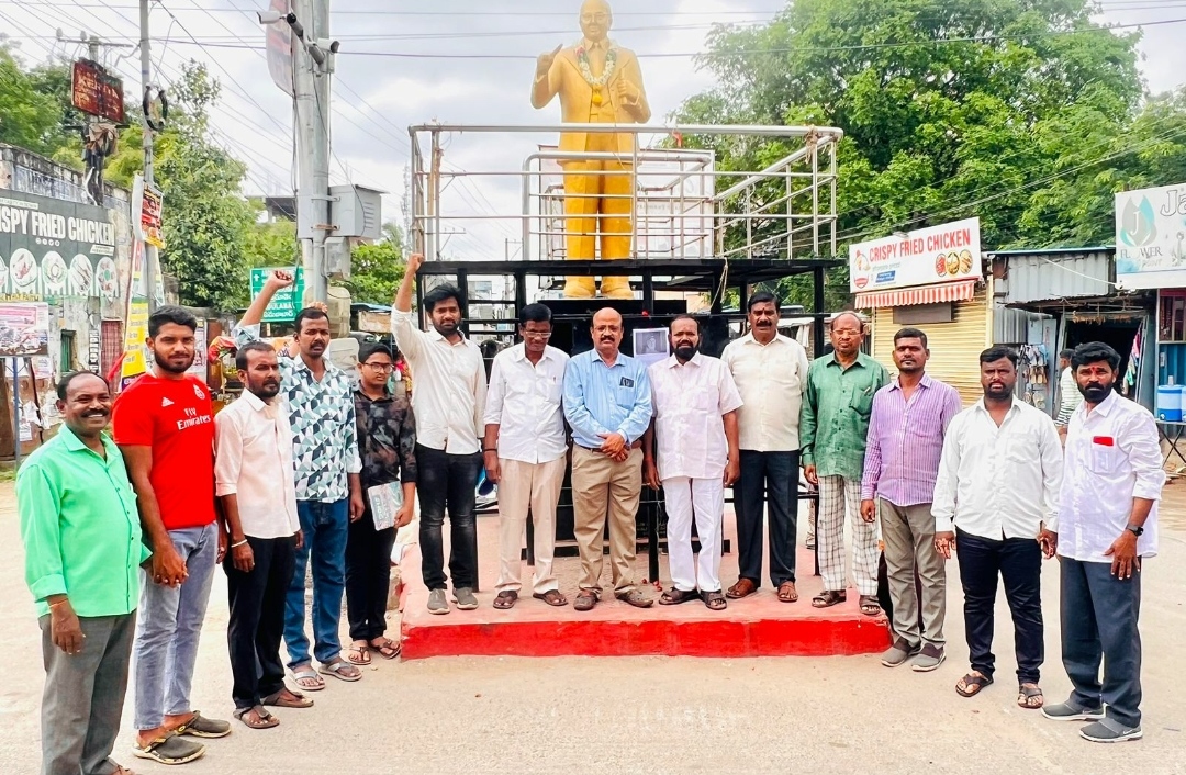 భారత దేశంలో డా.అంబేద్కర్ రాజ్యంగం రాయకుంటే భారత దేశం చాతుర్వర్ణ వ్యవస్థతో,మతోన్మాధంతో,కుల వ్యవస్థతో ఇంకో 5000 సంవత్సరాలు వెనక్కు పోయేది